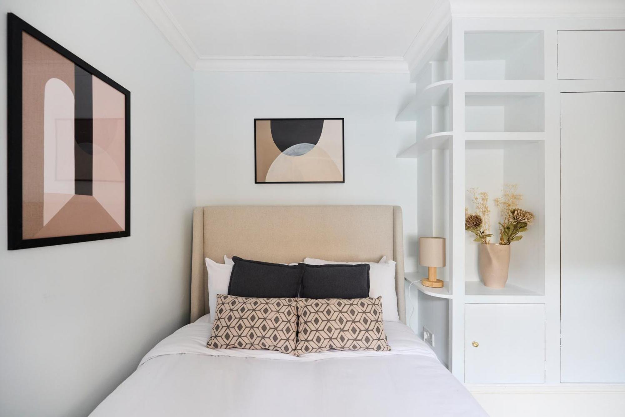 The Fulham Hideout - Modish 2bdr Flat With Patio * Londra