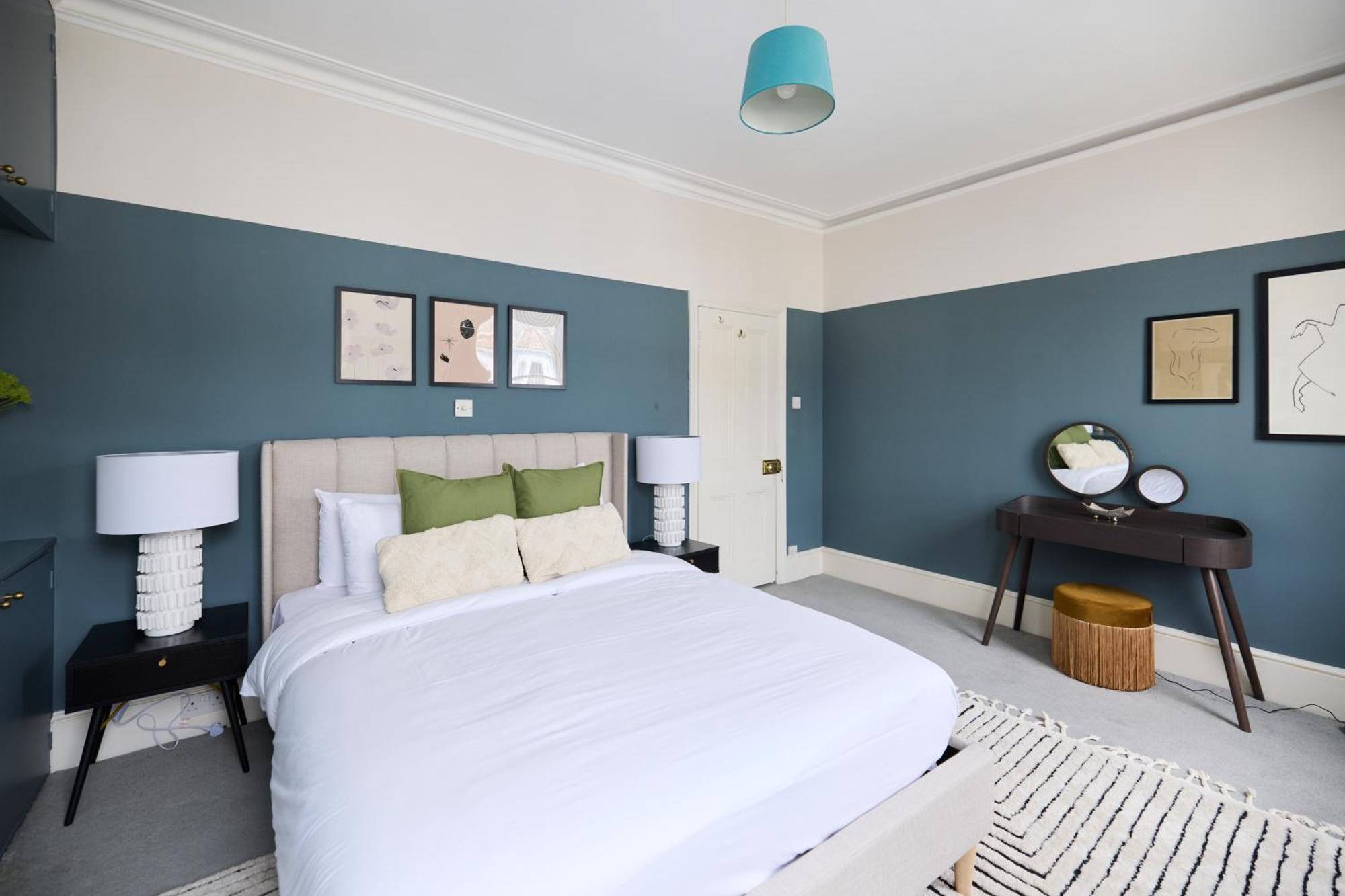 The Fulham Hideout - Modish 2bdr Flat With Patio * Londra